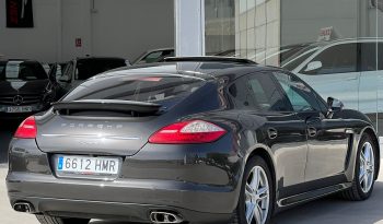 Porche Panamera 2013 lleno