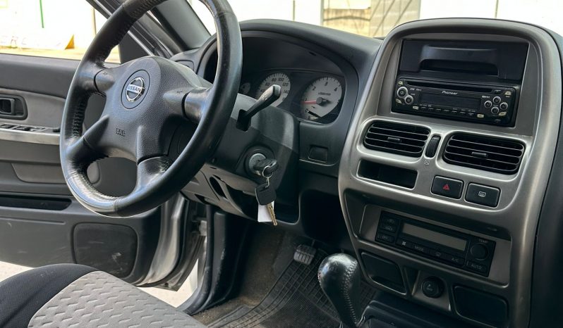 Nissan Navara 2005 lleno